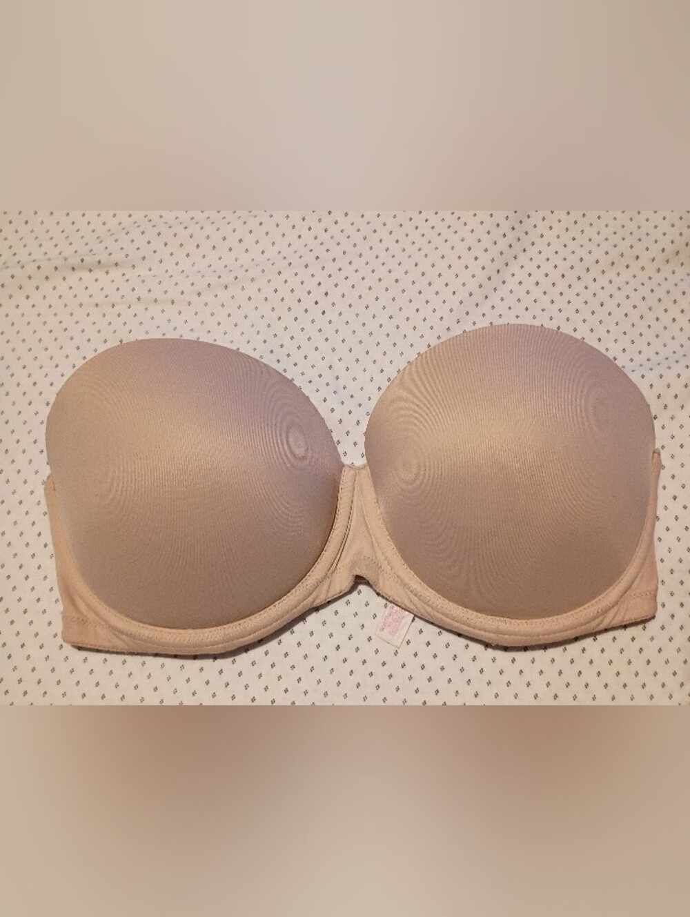 PINK Victoria's Secret Nude/Beige 32DD Bra